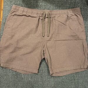 Goodfellow & Co Brown Flat Front Men Shorts